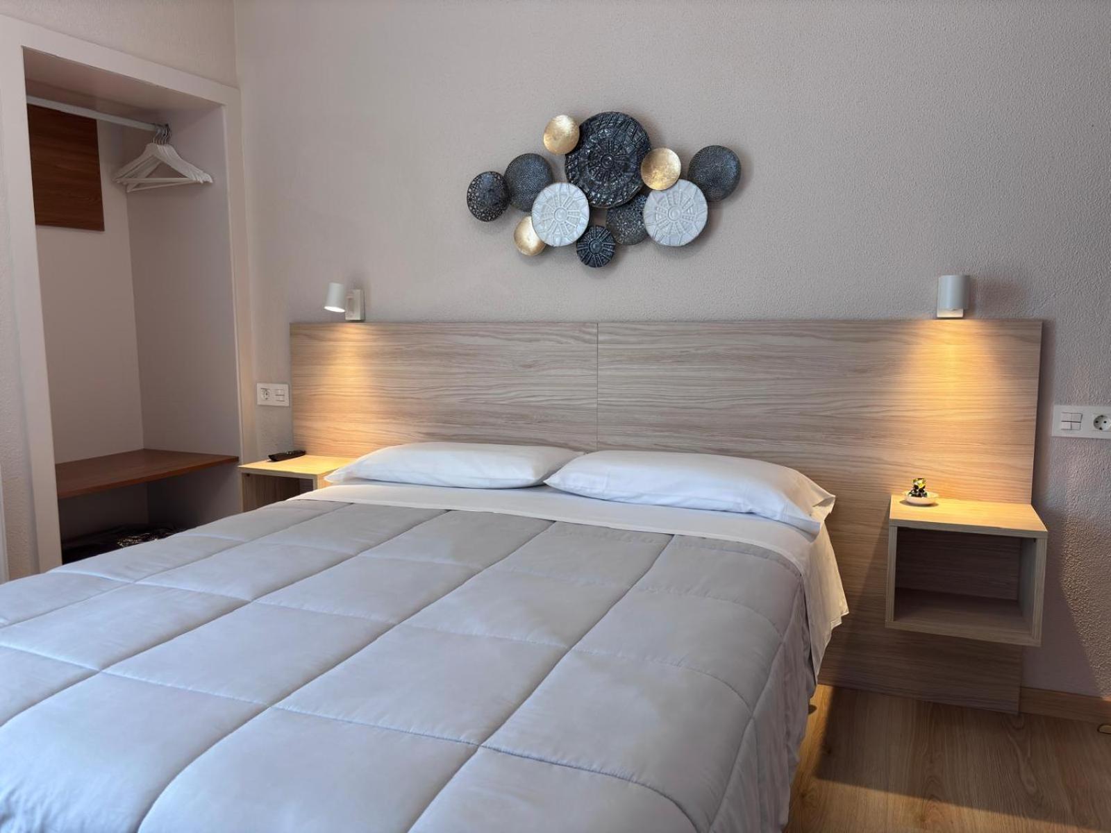 Hotel Ros Mary Ribadeo Dış mekan fotoğraf